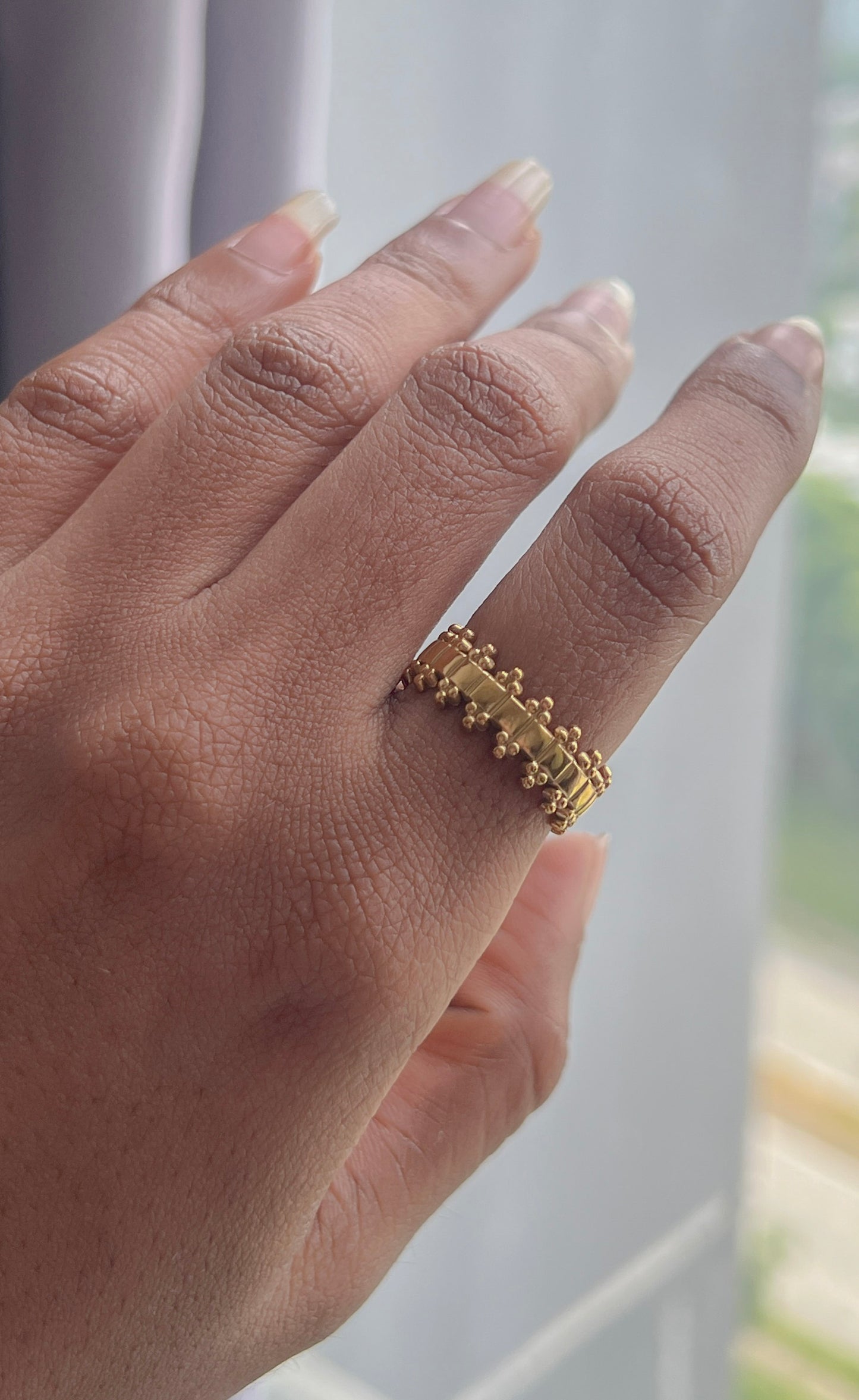 Zerine Ring