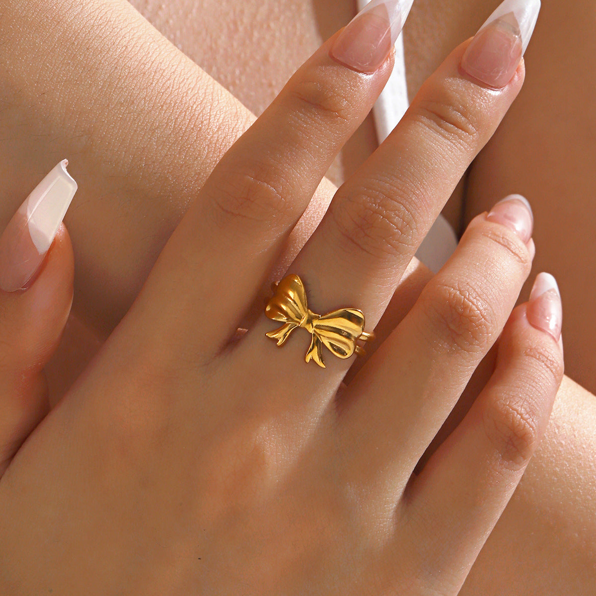 Bow Ring