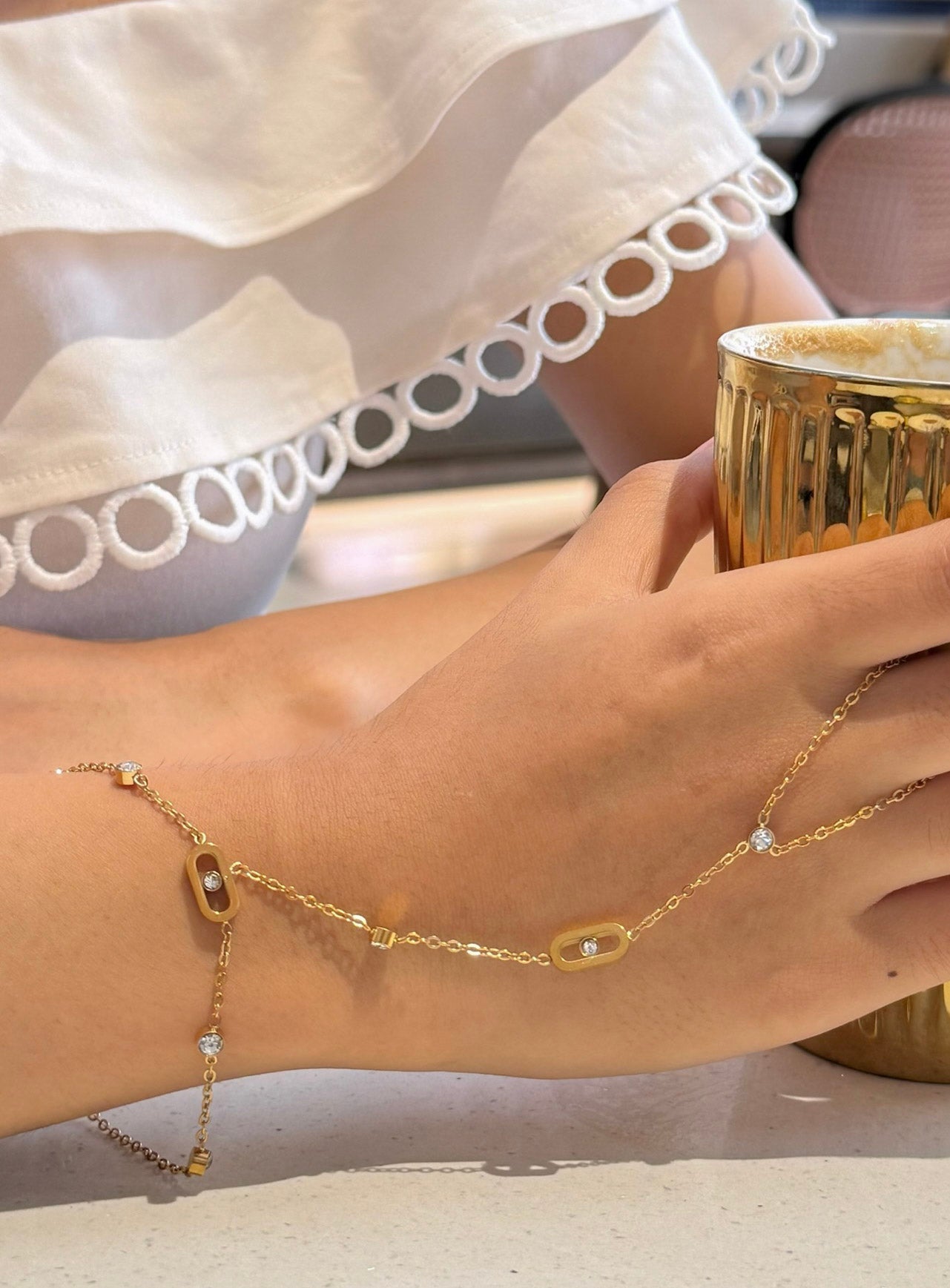Orlisse Hand Chain