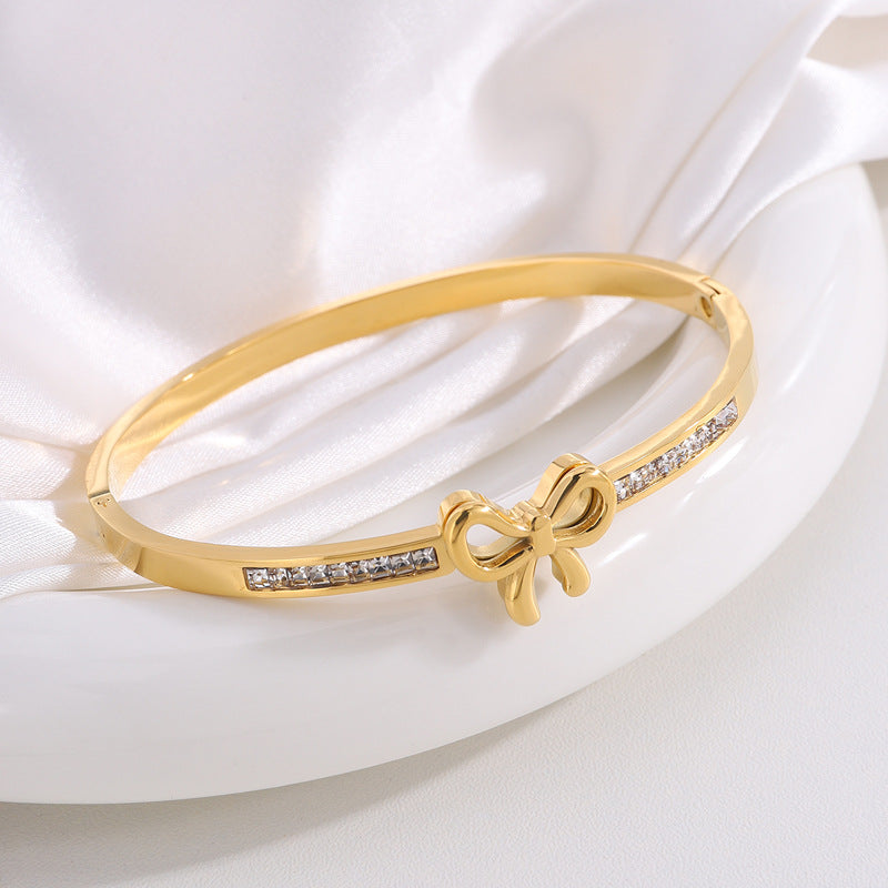 Bow Bangle