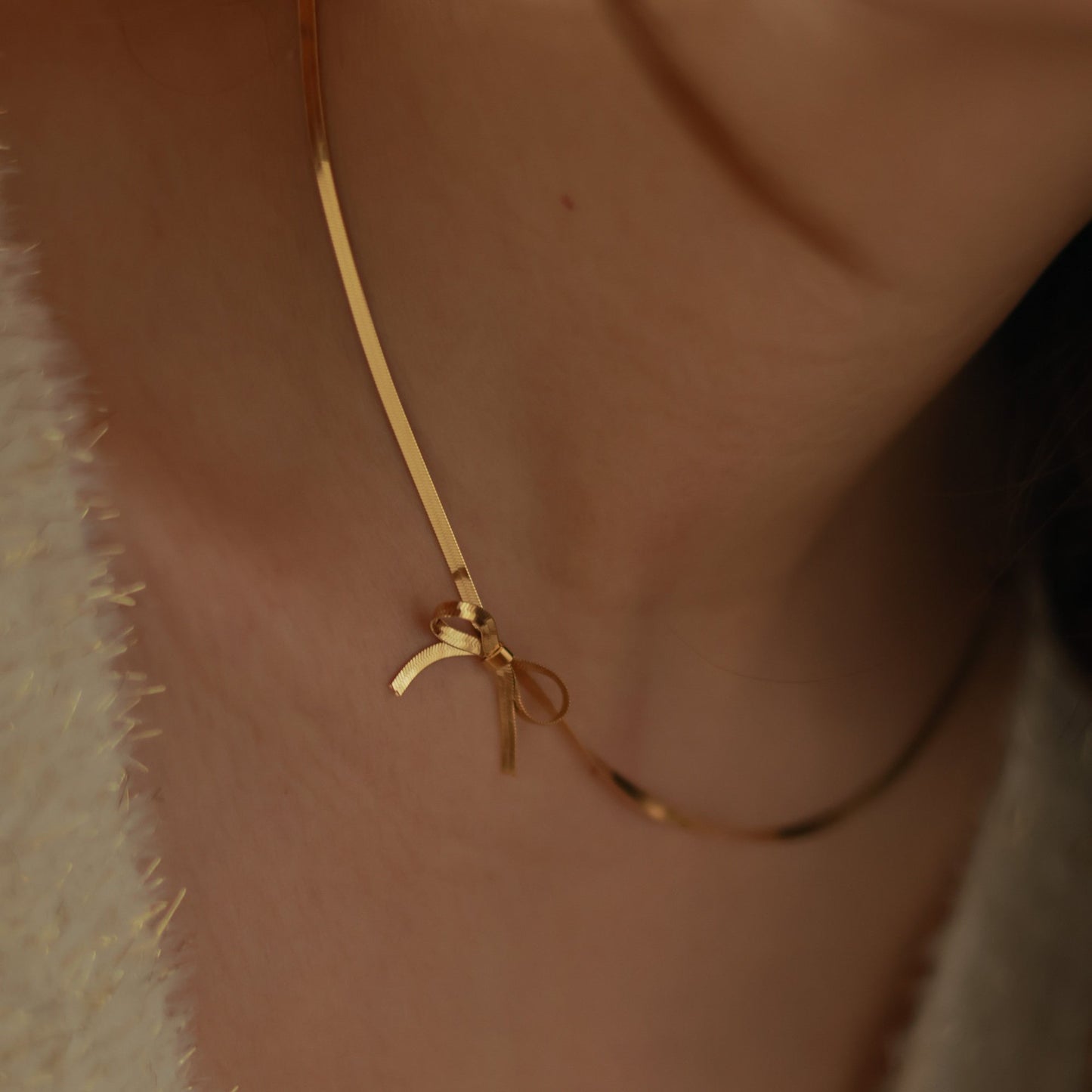 Bow Necklace